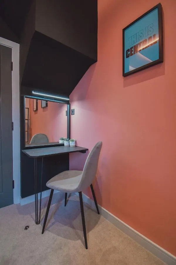 Central Stays - Luxury 3 Bedroom House In Central Chester Sleeps 6